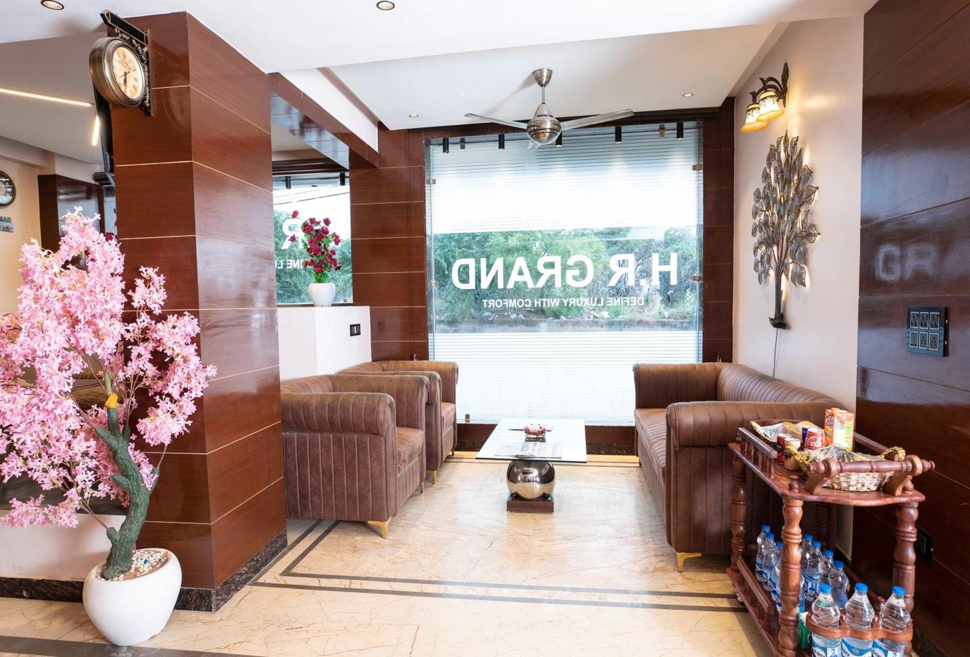 Hr Grand Hotel New Delhi Ngoại thất bức ảnh